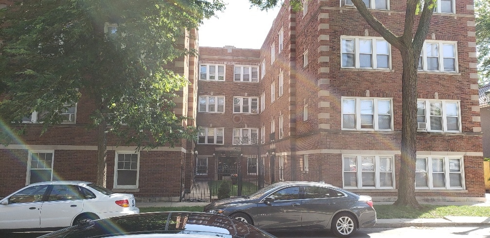 Photo - 908 Lyman Ave (Oak Park, IL)