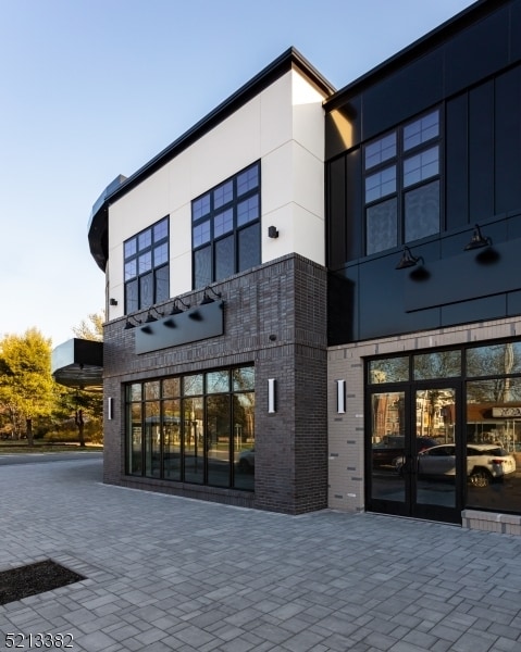 Photo - 1 Union Ave Unidad 207