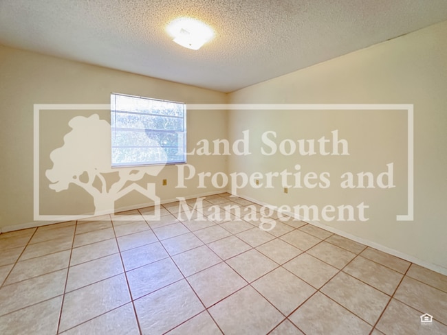 Photo - 1707 King Ave