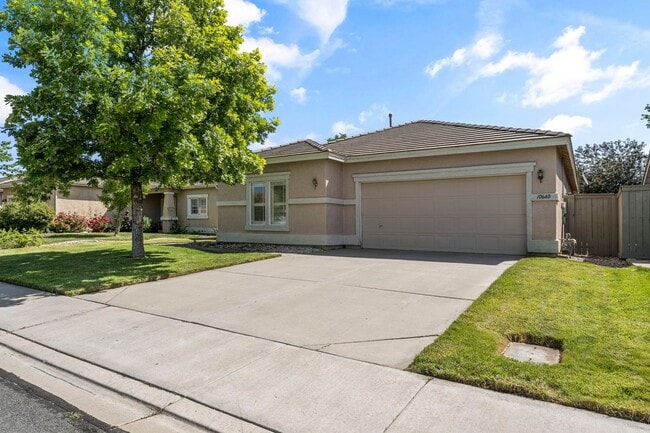 Photo - Effortless Living Starts Here — Just Bring Your Suitcase and Step Into Comfort