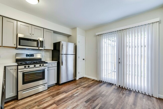 Photo - 124 W William Cannon Dr Unidad ( B)