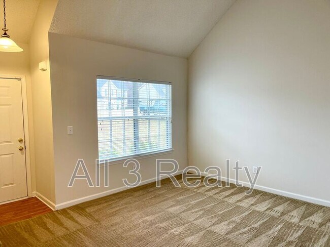 Photo - 490 Cherry Branch Ln