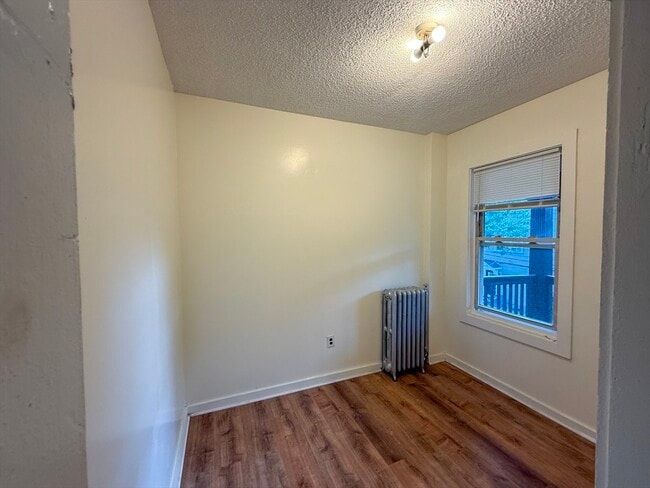 Photo - 60 Lucerne St Unit 2