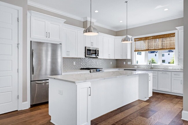 Photo - 4909 Madone Dr