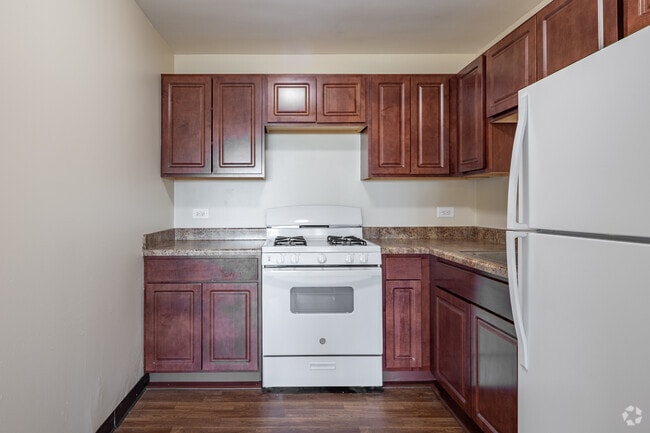 2BR, 1BA - 933SF