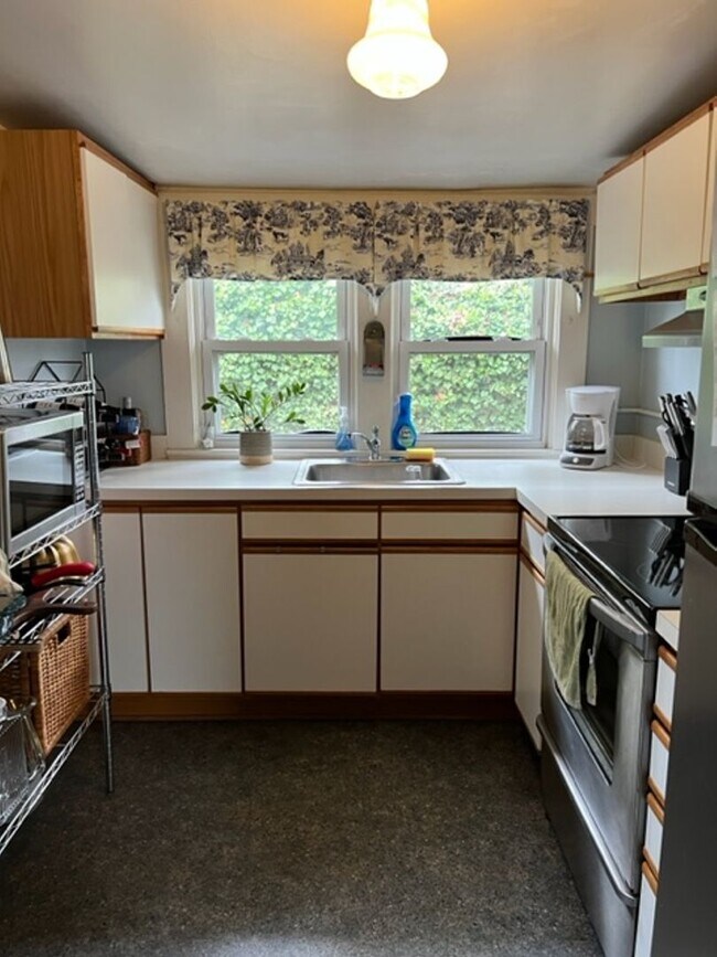 Photo - Bungalow in Downtown Lexington