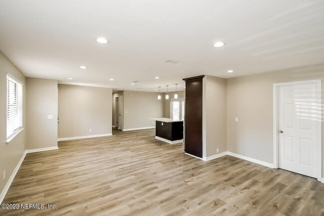 Photo - 5534 Enchanted Dr