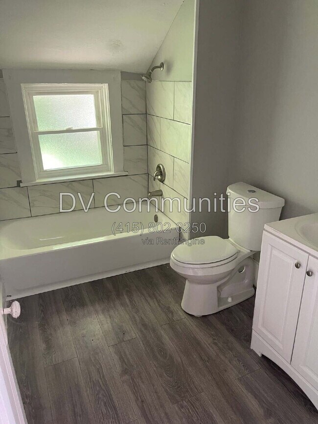 Photo - 3540 Trent Ave Unit 4