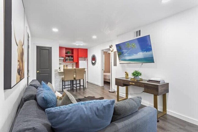 Photo - 2620 Arbor St Unidad FL1-ID1257746P