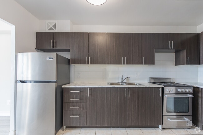 2 chambres, 1 salle de bain - 84 m² - Cuisine - 545 Sherbourne