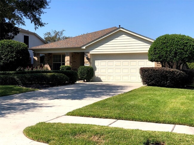 Building Photo - 4611 Pin Oak Creek Ln