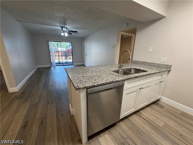 Photo - 5307 Summerlin Rd Unit 706