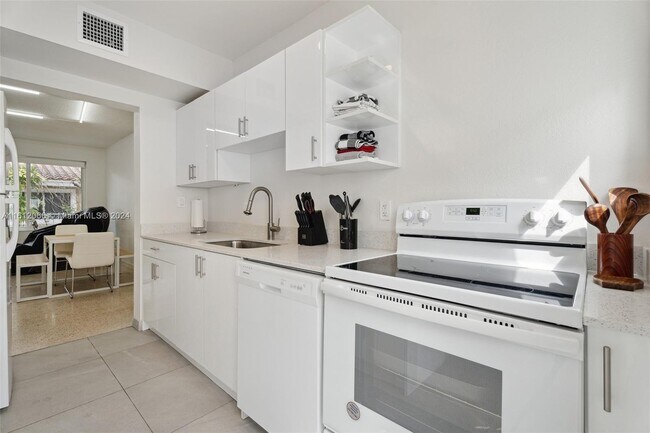 Photo - 835 80th St Unit 1