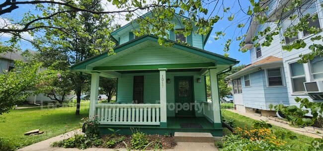 Building Photo - 1017 Kentucky St Rental