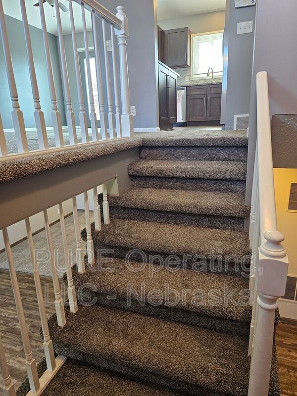 Photo - 8303 Vernon Ave