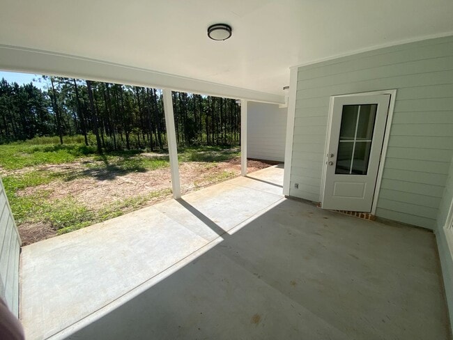 Photo - 127 Chapel Ct