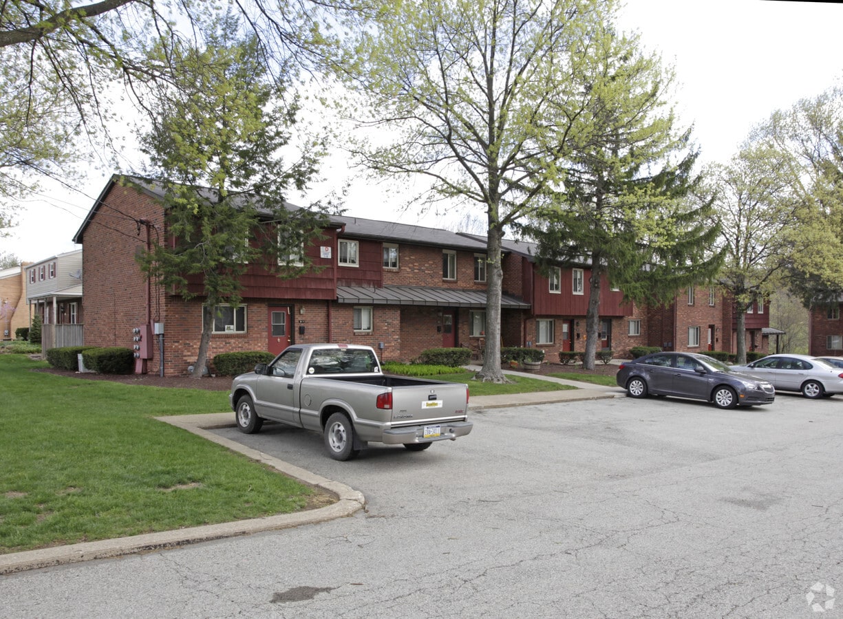 Photo - Ridgewood Court