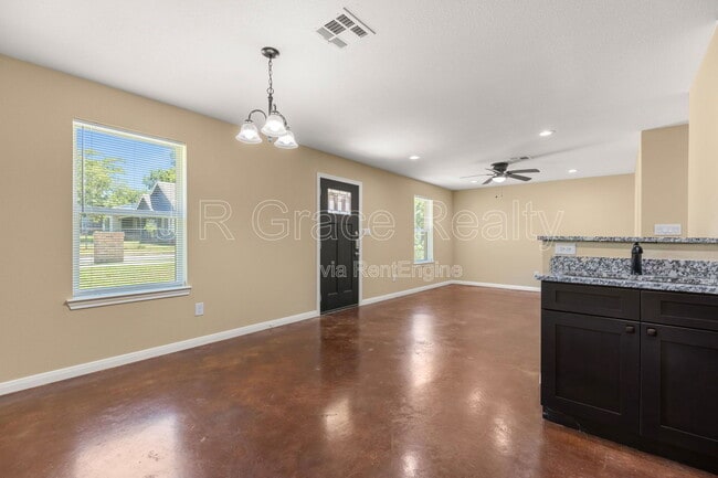 Photo - 1515 Trice Ave
