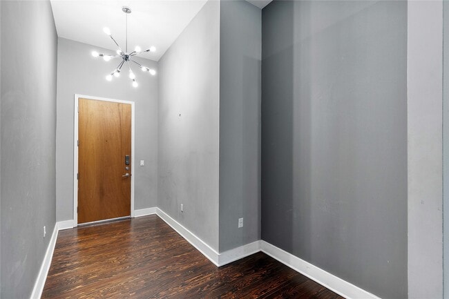 Building Photo - 1312 Live Oak St Unit 215