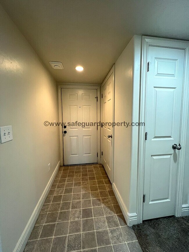 Photo - Wonderful 3 Bedroom Condo in Sandy