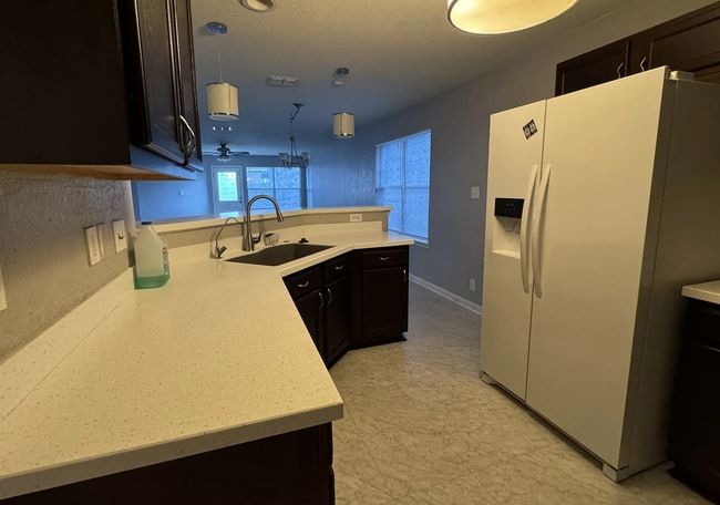 Photo - 9334 Ingleton