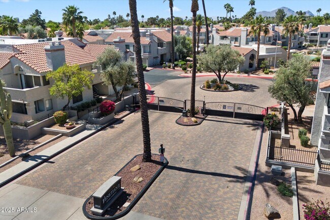 Photo - 10115 E Mountain View Rd Unidad 1092