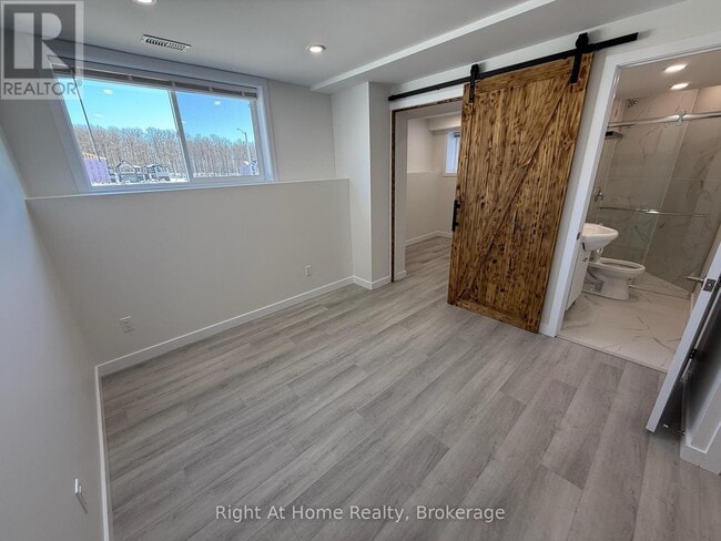 Photo - 237 Benninger Dr