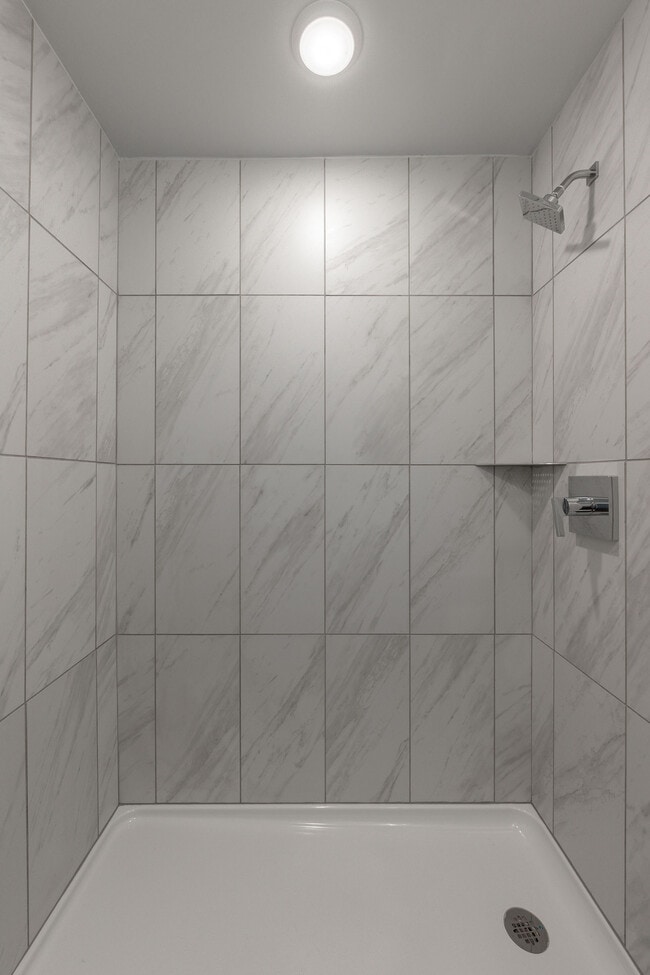 Photo - Montclair in the Woods