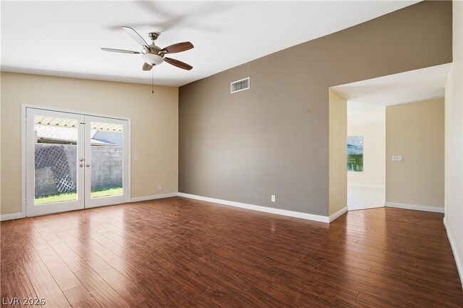 Photo - 5221 Percheron St