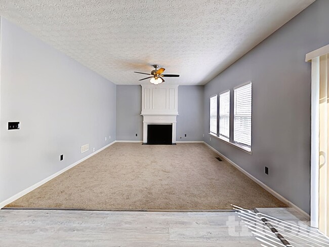 Photo - 209 Greenland Ct
