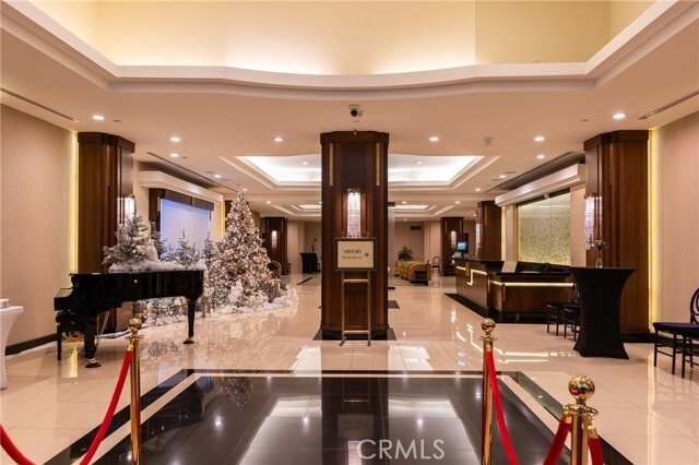 Building Photo - 343 Pioneer Dr Unit 1703