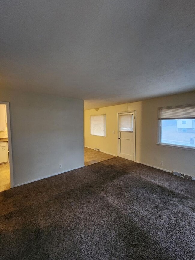 Photo - Spacious Three Bedroom