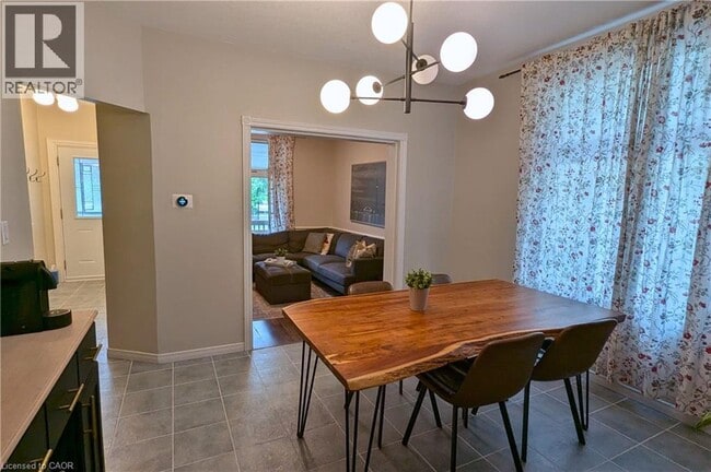 Photo - 209 Glendale Ave N