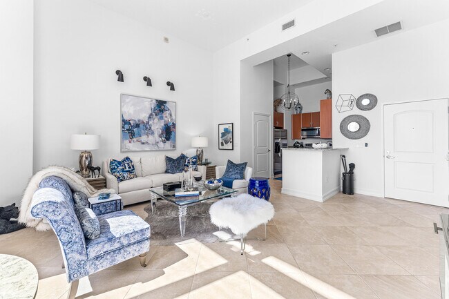 Photo - 701 S Olive Ave Unidad 302