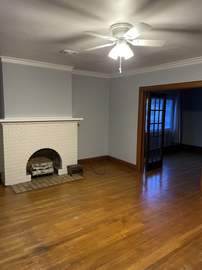 Photo - 3813 Staunton Ave SE Unit Upper