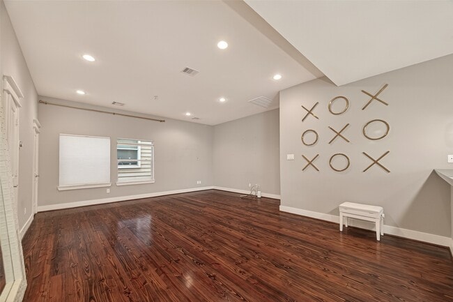 Photo - 1510 Crockett St Unidad B