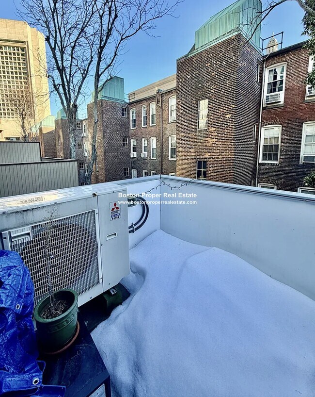 Photo - 99 Saint Botolph St