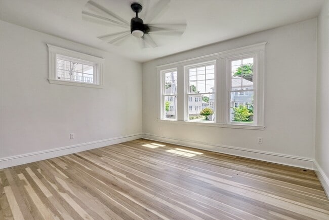 Photo - 275 Roslindale Ave Unit 2