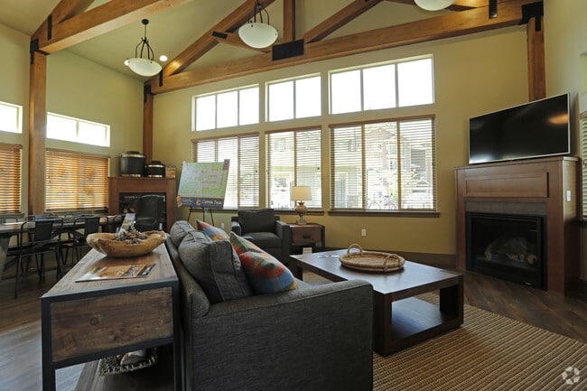 Clubhouse - Copper Trail