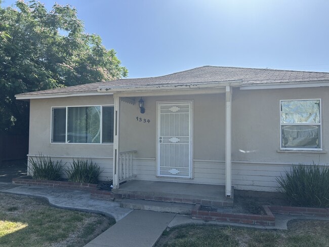 Photo - 1334 Grape Ave House