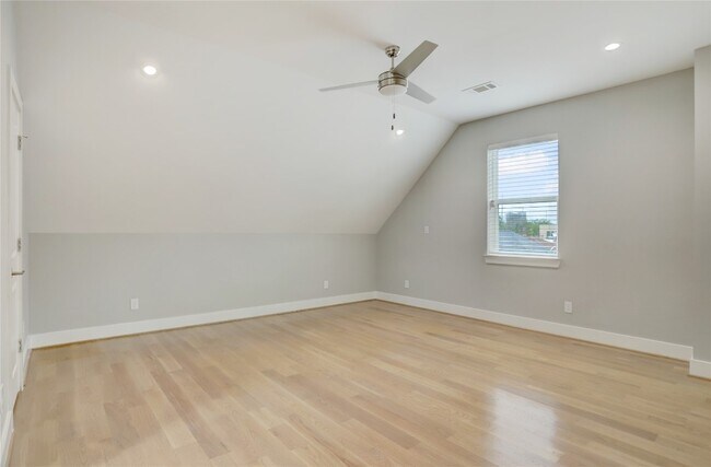 Photo - 1716 Rosewood St Unit C