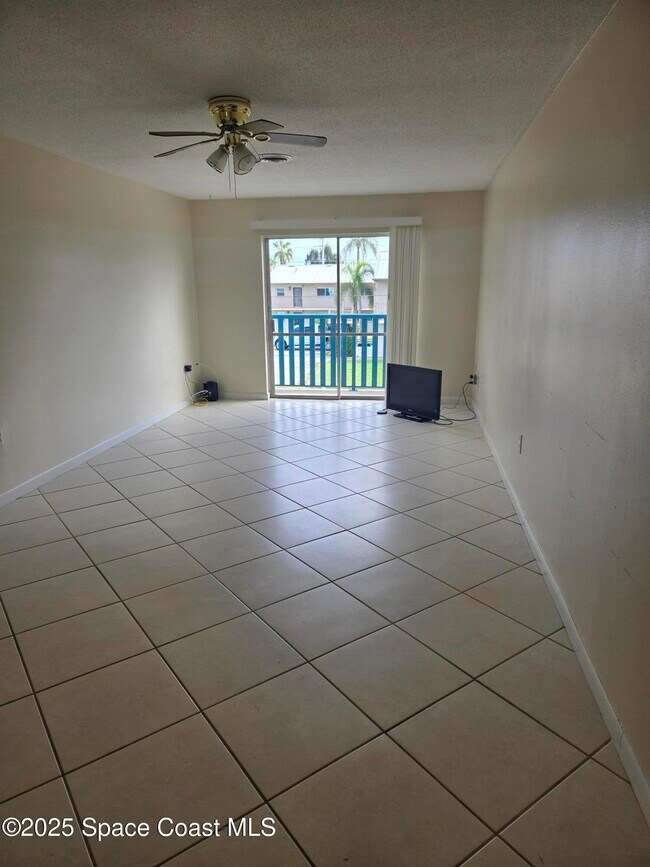350 Fillmore Ave Unidad F15