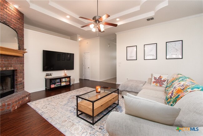 Photo - 103 Corral Ct