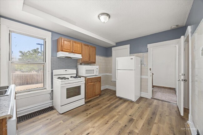 Photo - 3616 N Kedzie Ave Unit 1