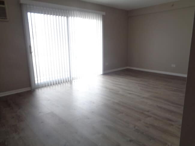 Photo - 5724 W 111th St Unit 1C