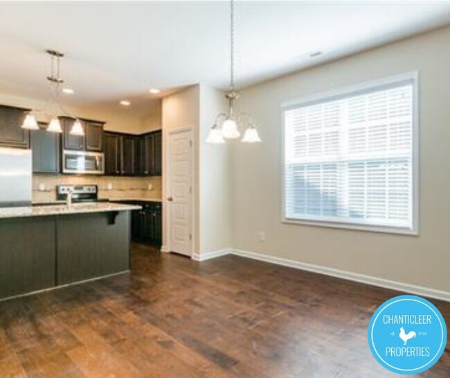 Photo - 105 McDowell Pkwy