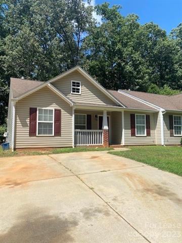 Photo - 1395 Pampas Cir