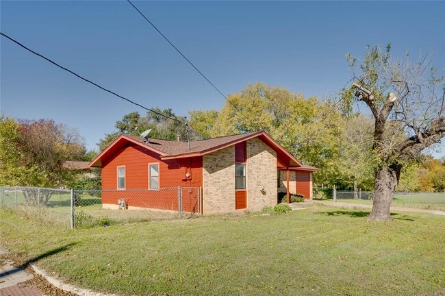 Photo - 706 Scenic Dr