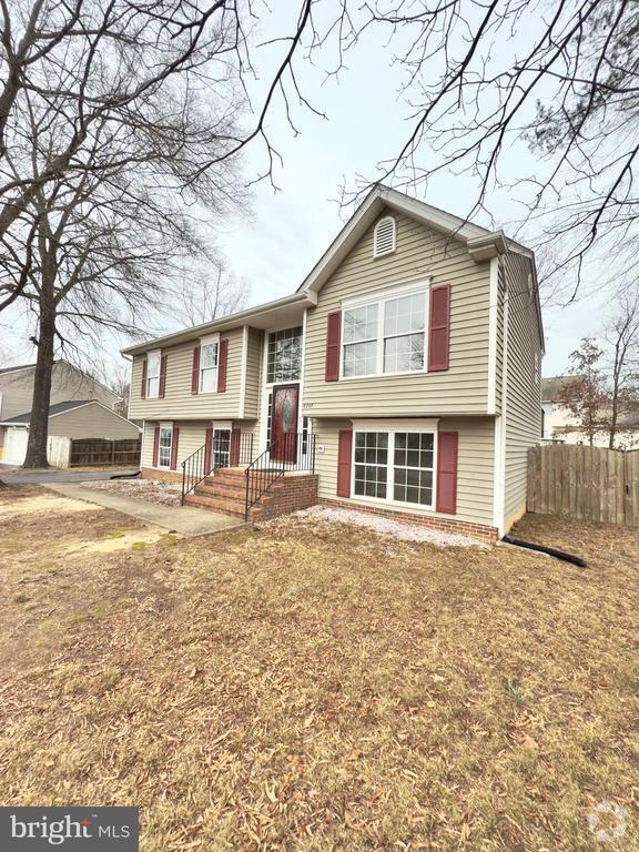 Building Photo - 8707 Forest Glen Cir Rental