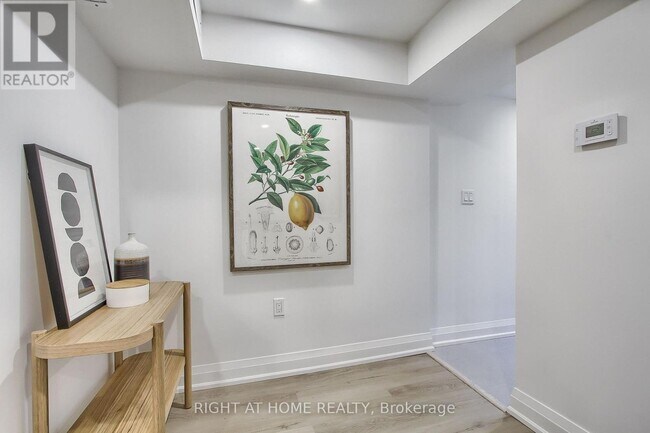 1201 Dovercourt Rd